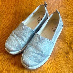 Youth Alpargata Silver Glimmer Kids Shoe